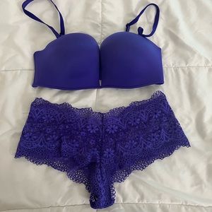 Victoria Secret Bombshell bra set